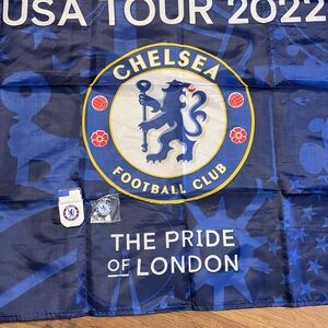 Chelsea Football Club Blue Crest Flag – Pride of London with Pin and Fanbrush